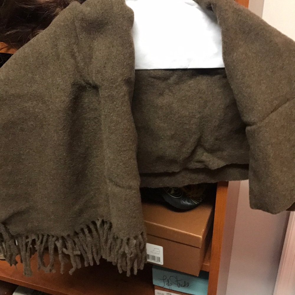 Sutton studio scarf wool